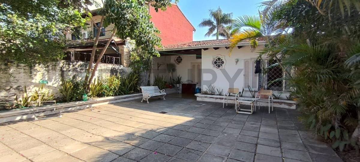 En venta propiedad de 500 m2 en barrio Jara a nuevo precio
