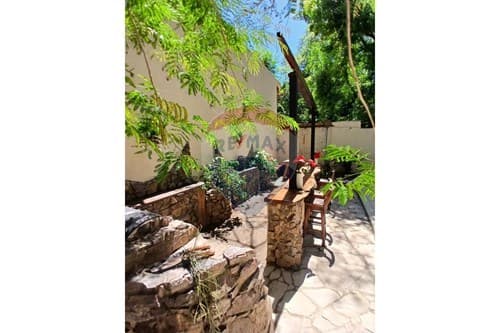 Casa-Venta-PY Cordillera San Bernardino 420 Avenida del lago, foto 3