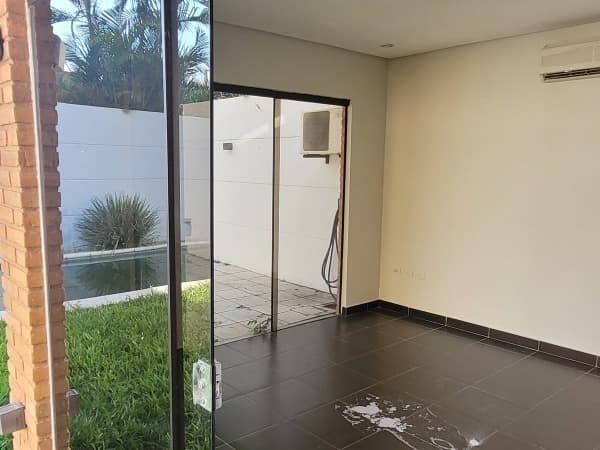 Hermosa casa en barrio Herrera, foto 3