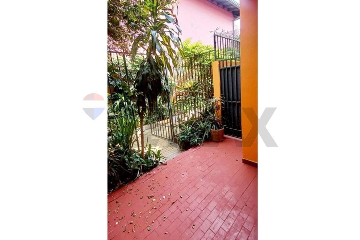 Depto Duplex Barrio Herrera, foto 2