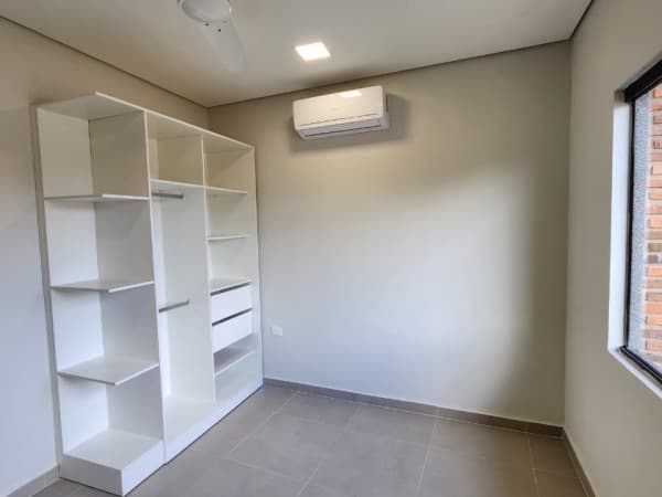 Casa a estrenar en alquiler en Villa Elisa, foto 2