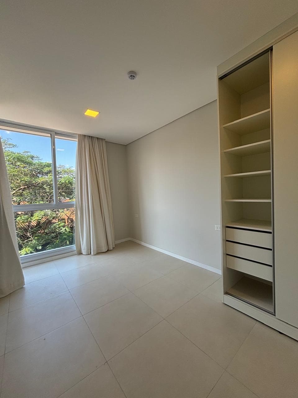 Villamorra en alquiler departamento a estrenar de 2 dormitorios — foto 3