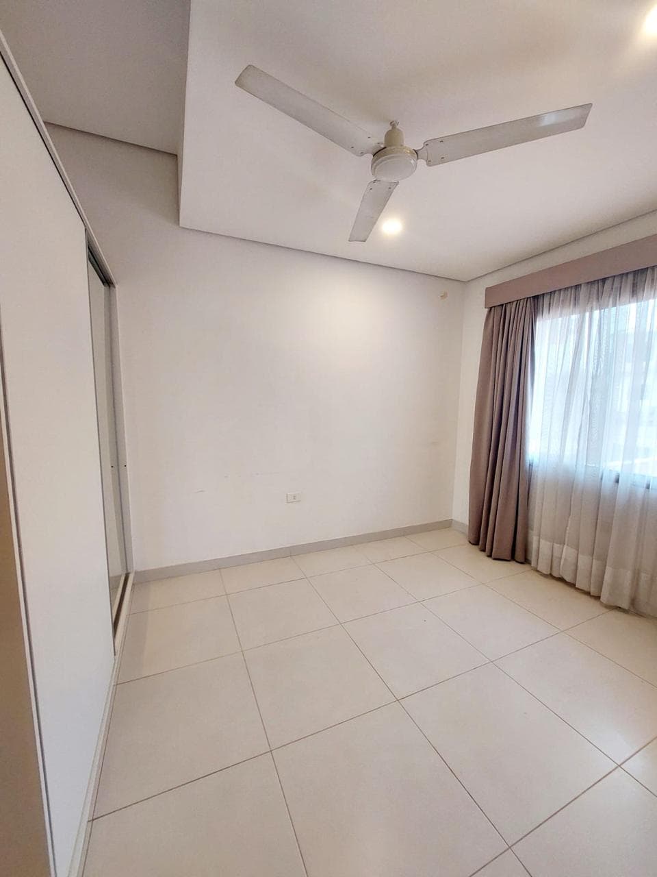 Hermosa Casa En Lambare - Zona Municipalidad, foto 3