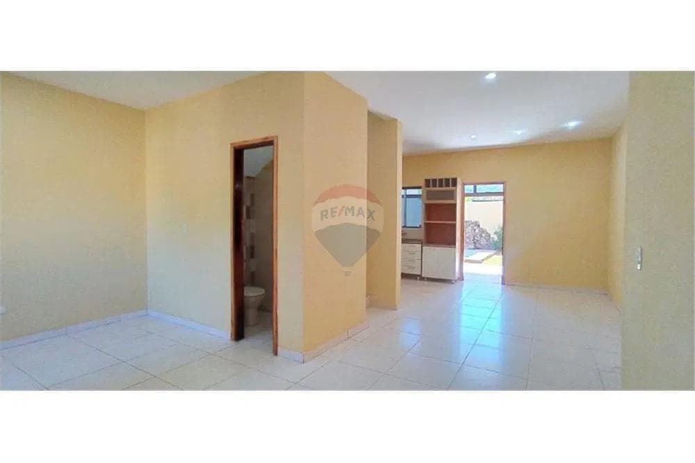 Duplex En Venta Con Piscina - Lambare, Barrio Puerto Pabla, foto 4