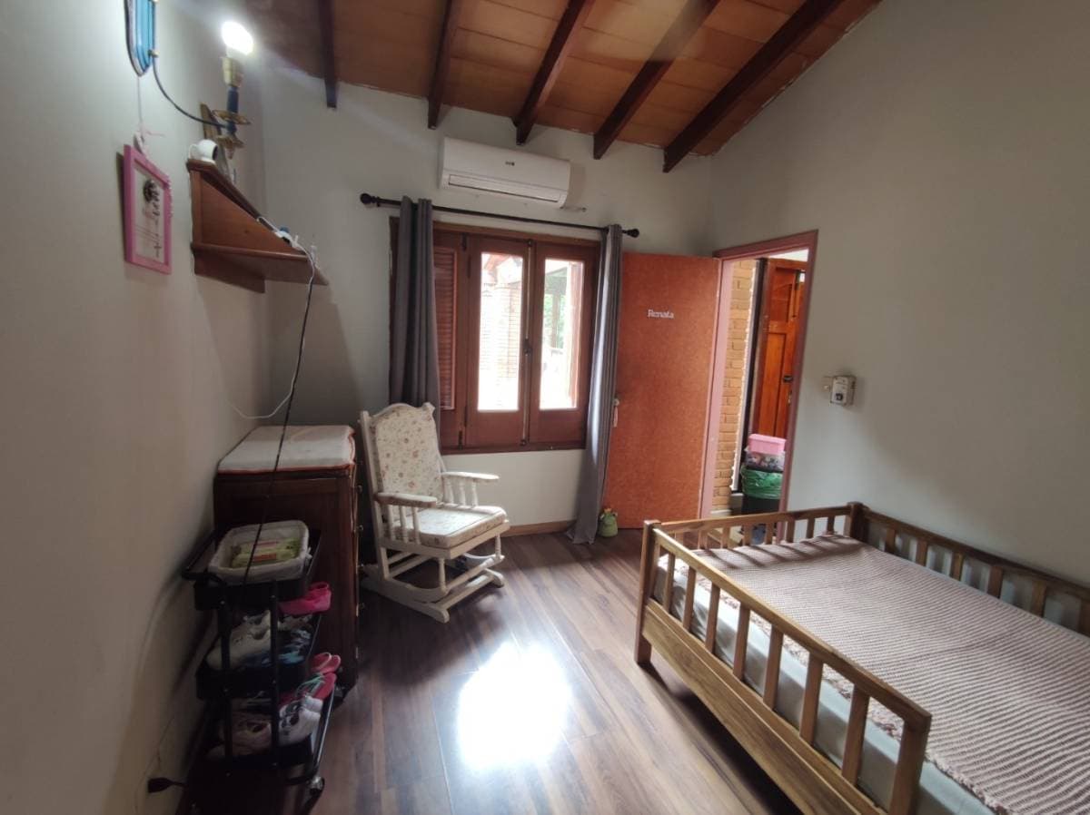 Hermosa casa en barrio Jara, foto 5