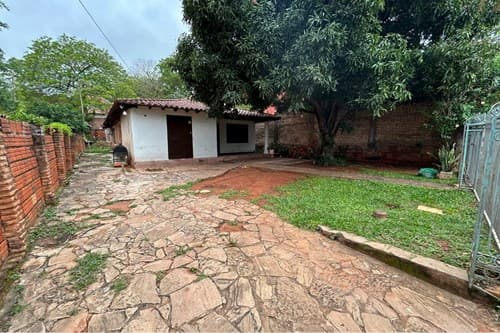 Terreno Con Casa En Zona Defensores Del Chaco