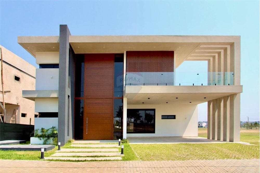 Alquilo residencia de lujo en condominio aquaterra
