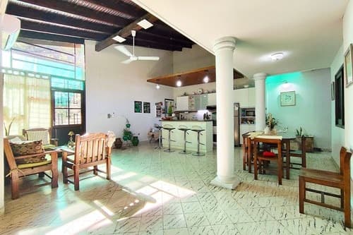 Casa-Venta-Av. Félix Bogado, San Vicente, Asunción, foto 3