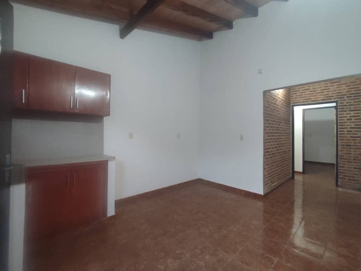 Casa en isla bogado Luque, foto 4
