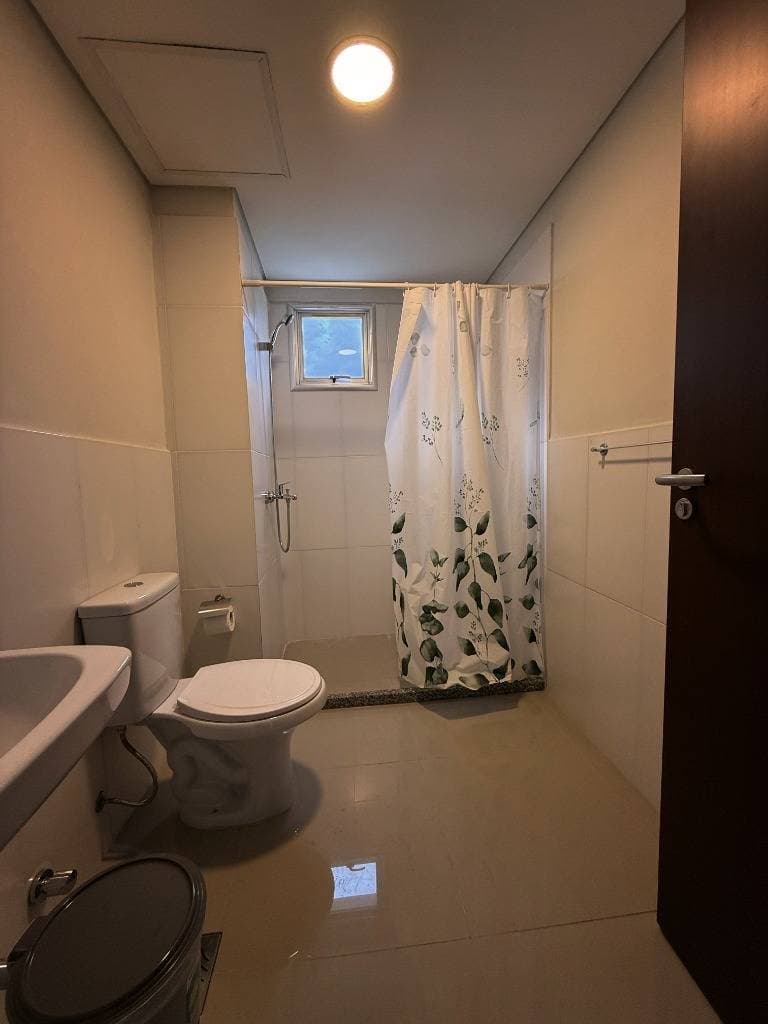 Departamento a estreanr en lambare, foto 4