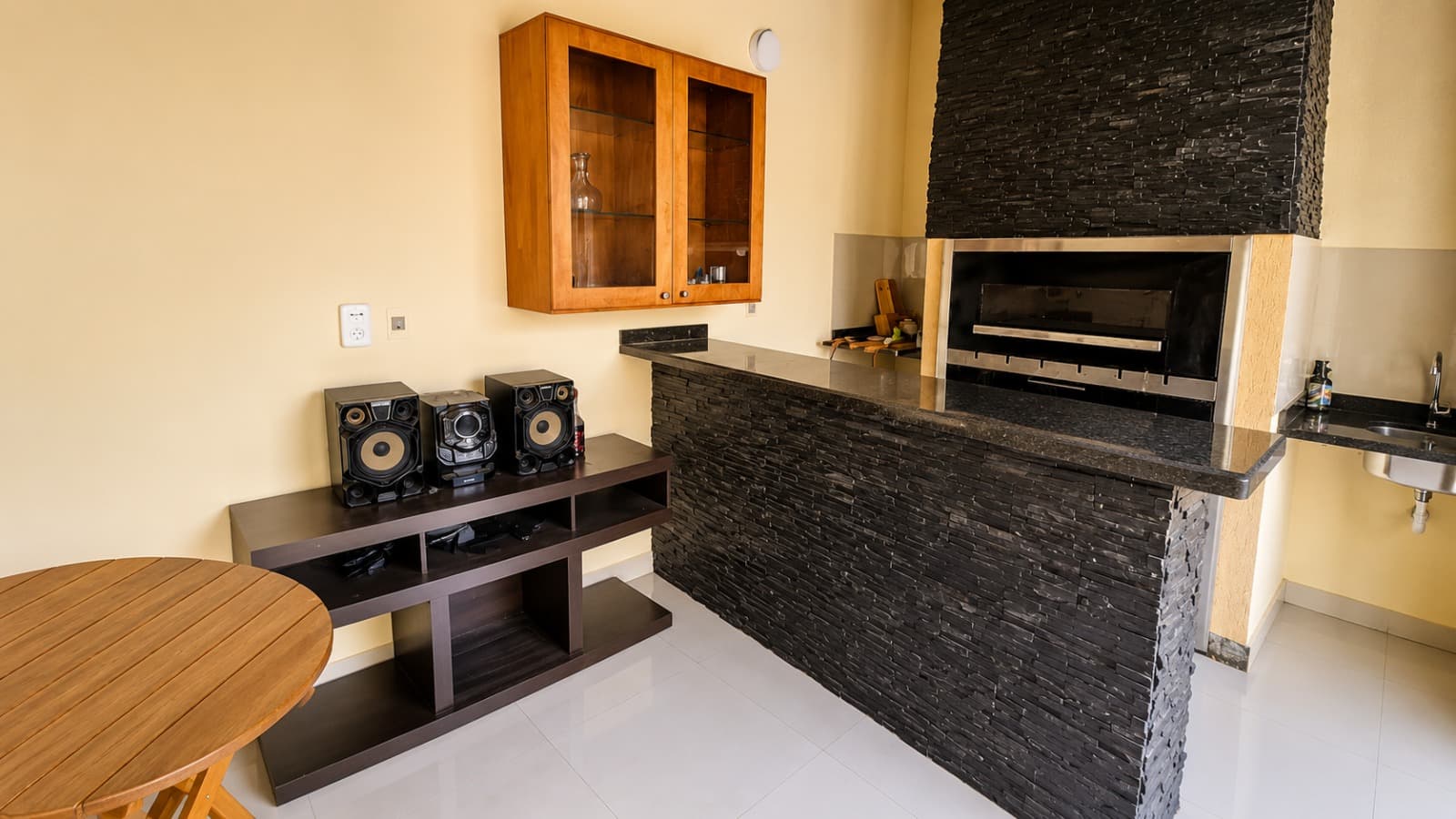 Vendo hermosa casa zona aratiri, puerta del sol