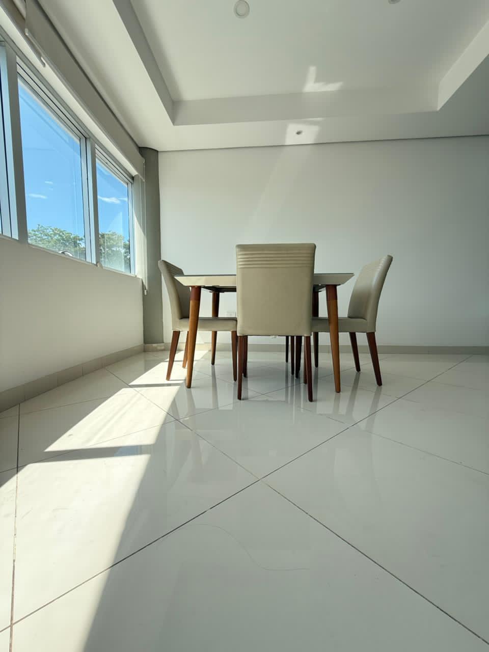 Villa Morra en alquiler departamento de 1 dormitorio amoblado, foto 3