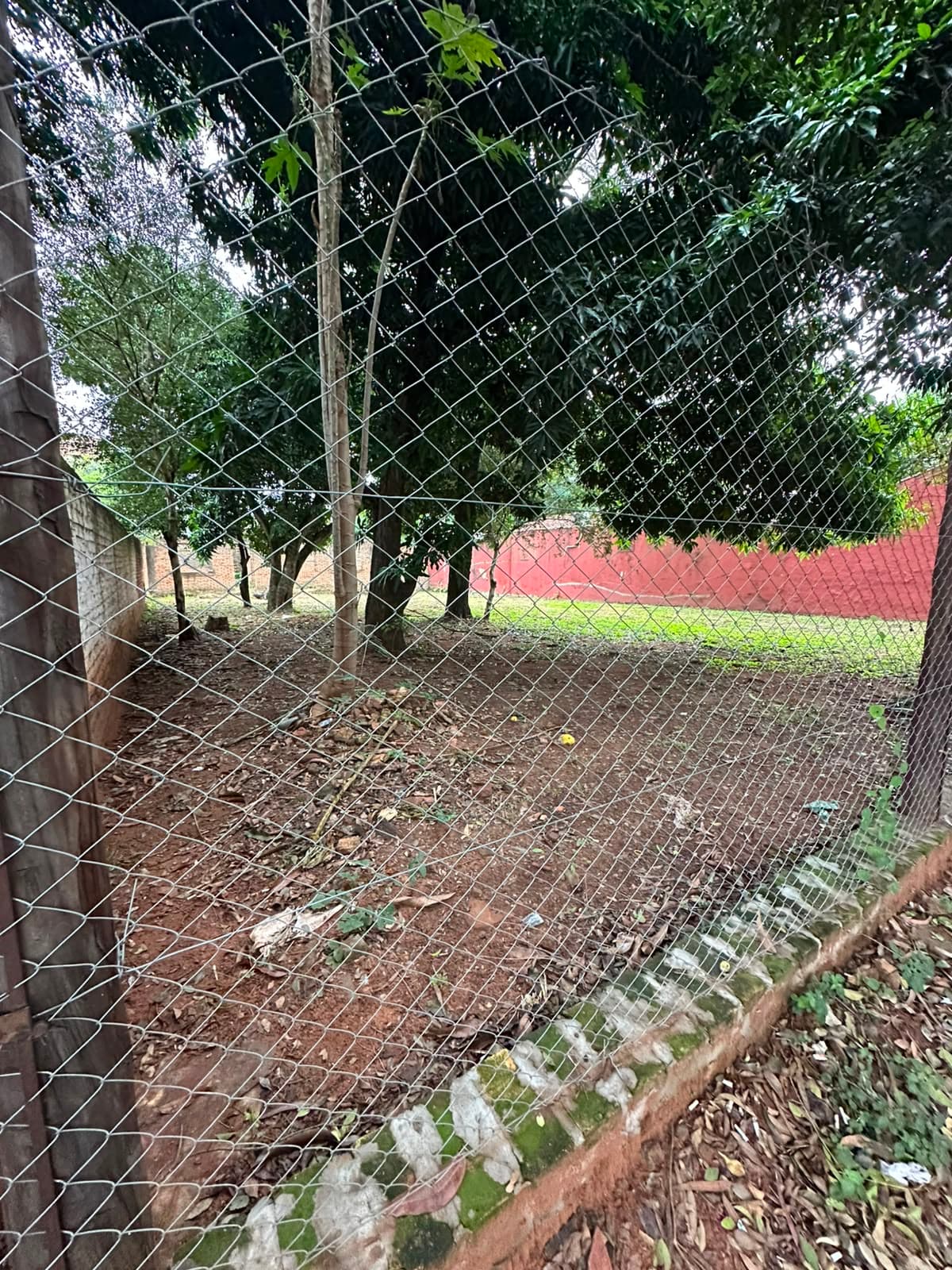 De terreno sobre asfalto en San Lorenzo, foto 2