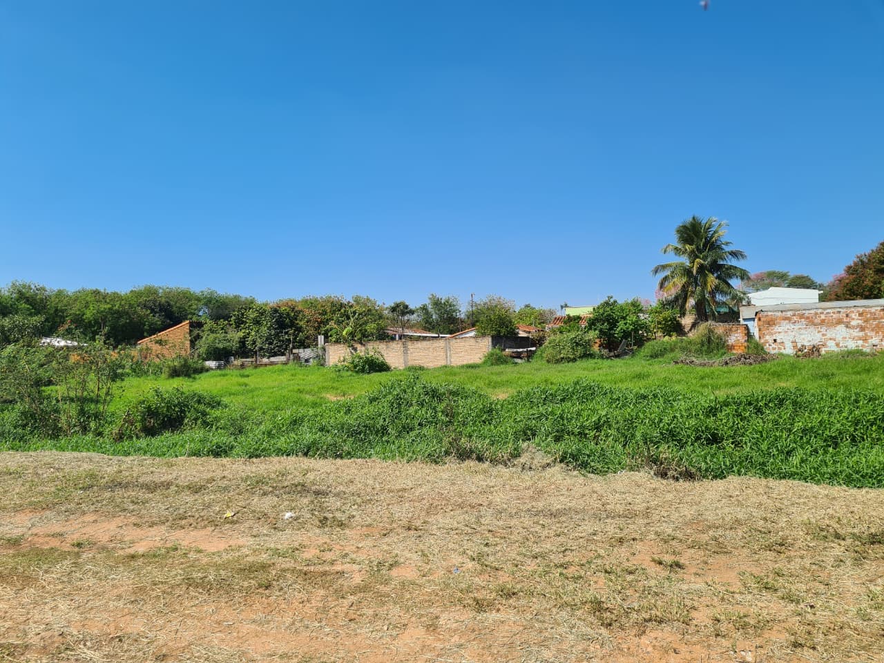Terreno en segundo barrio de Luque, foto 2
