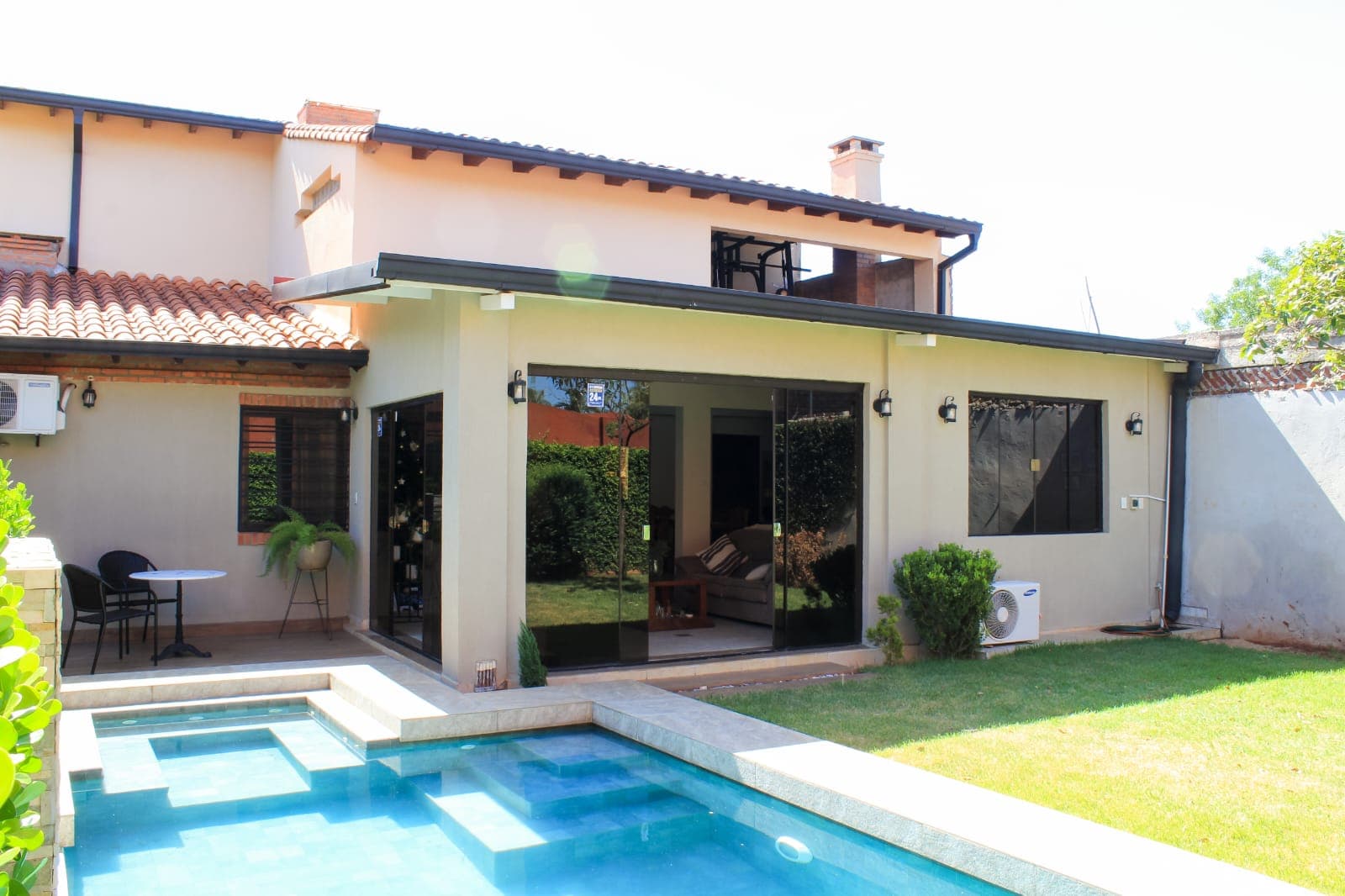 En venta hermosa casa zona conmebol — foto 5