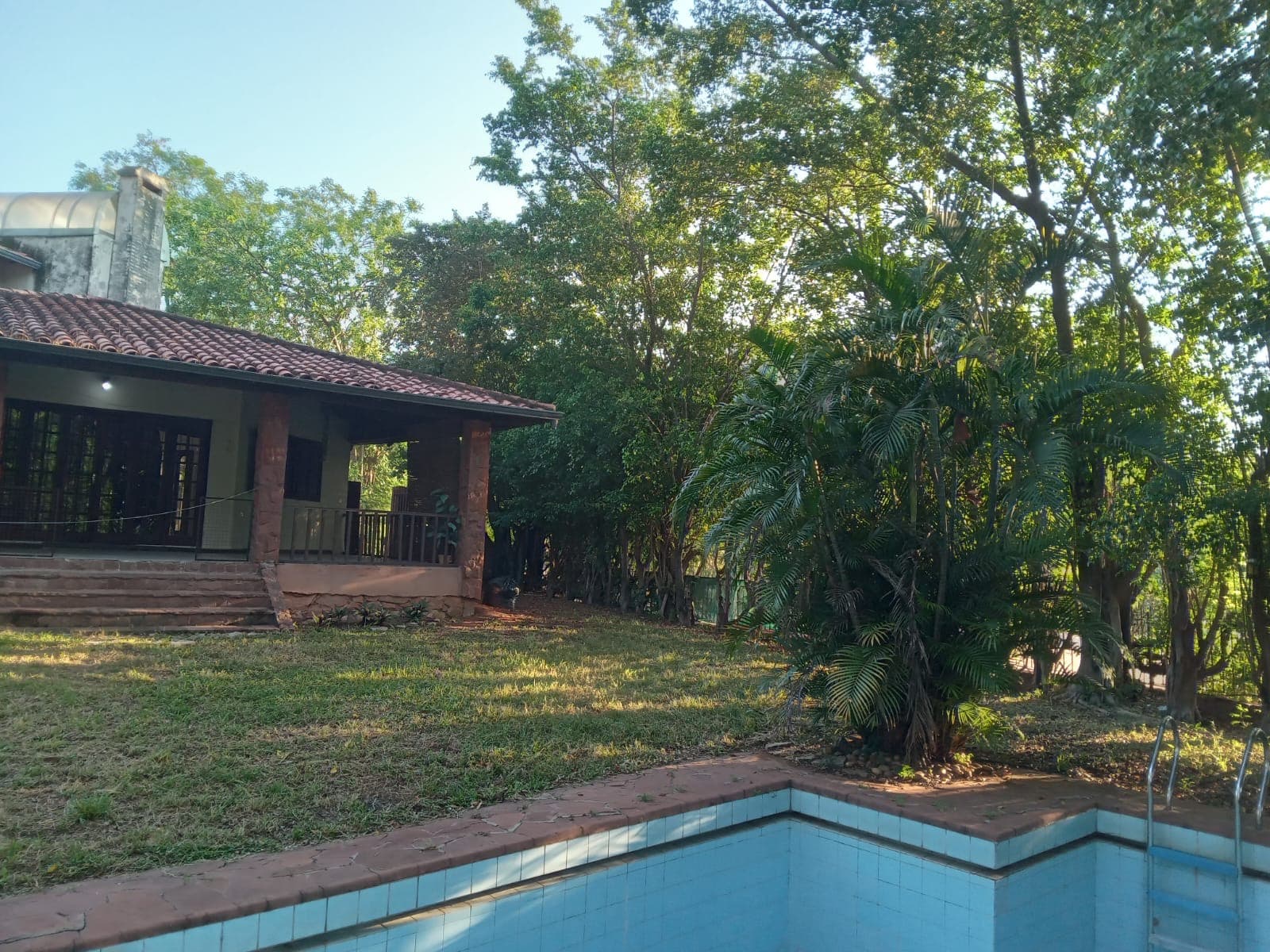 casa de 4 habitaciones con terreno de 841 M2 en Lambaré — foto 2