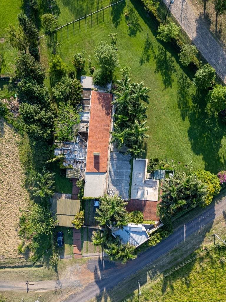 Residencia minimalista en barrio cerrado surubi’í, foto 3
