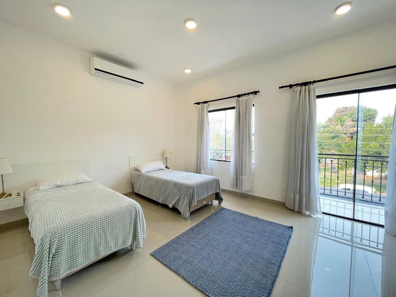 Duplex amoblado en Mariano Roque Alonso zona surubi'i, foto 2