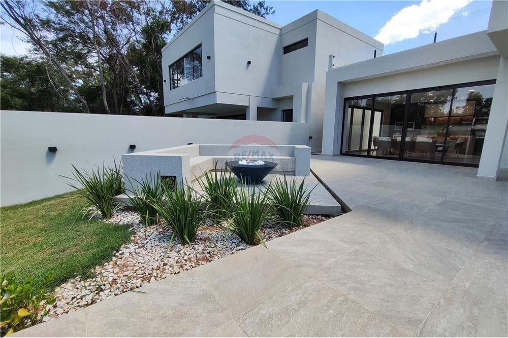 Casa En San Bernardino, foto 2