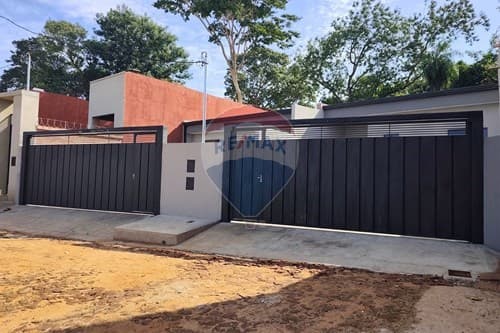 Duplex en venta en Villa Elisa