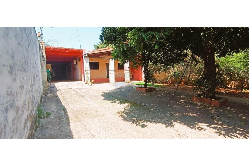 Casa a la venta en Laurelty Luque, foto 3