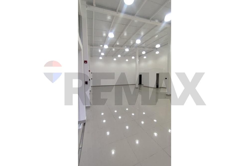 Local Comercial - Alquiler - San Lorenzo, Paraguay, No te quedes sin el tuyo!, foto 3