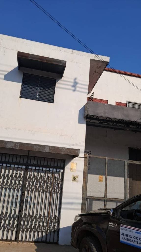 Depósito en Fernando de la Mora — foto 2