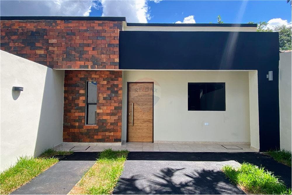 Chalet a estrenar z/ muni de Luque 3er barrio