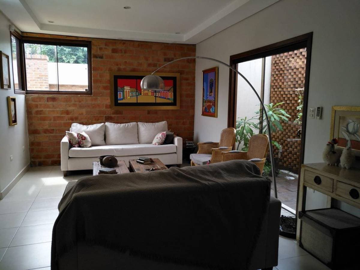 Casa en barrio mburucuya, foto 4