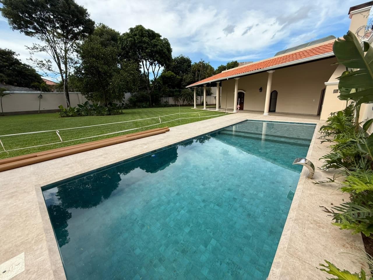 Residencia top en ycuasati (san jorge, Asunción)