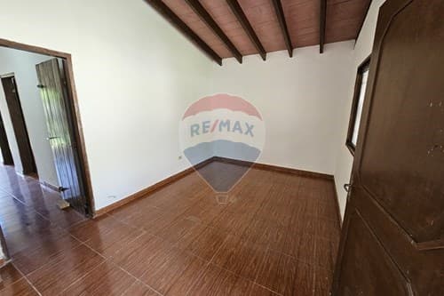 Casa en Venta en Virgen del Rosario San Lorenzo, foto 3