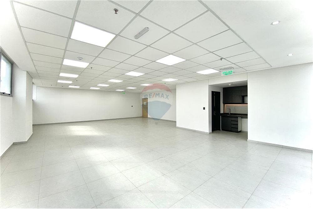 Oficina Corporativa de 100 m2 - THE TOP Business, foto 1