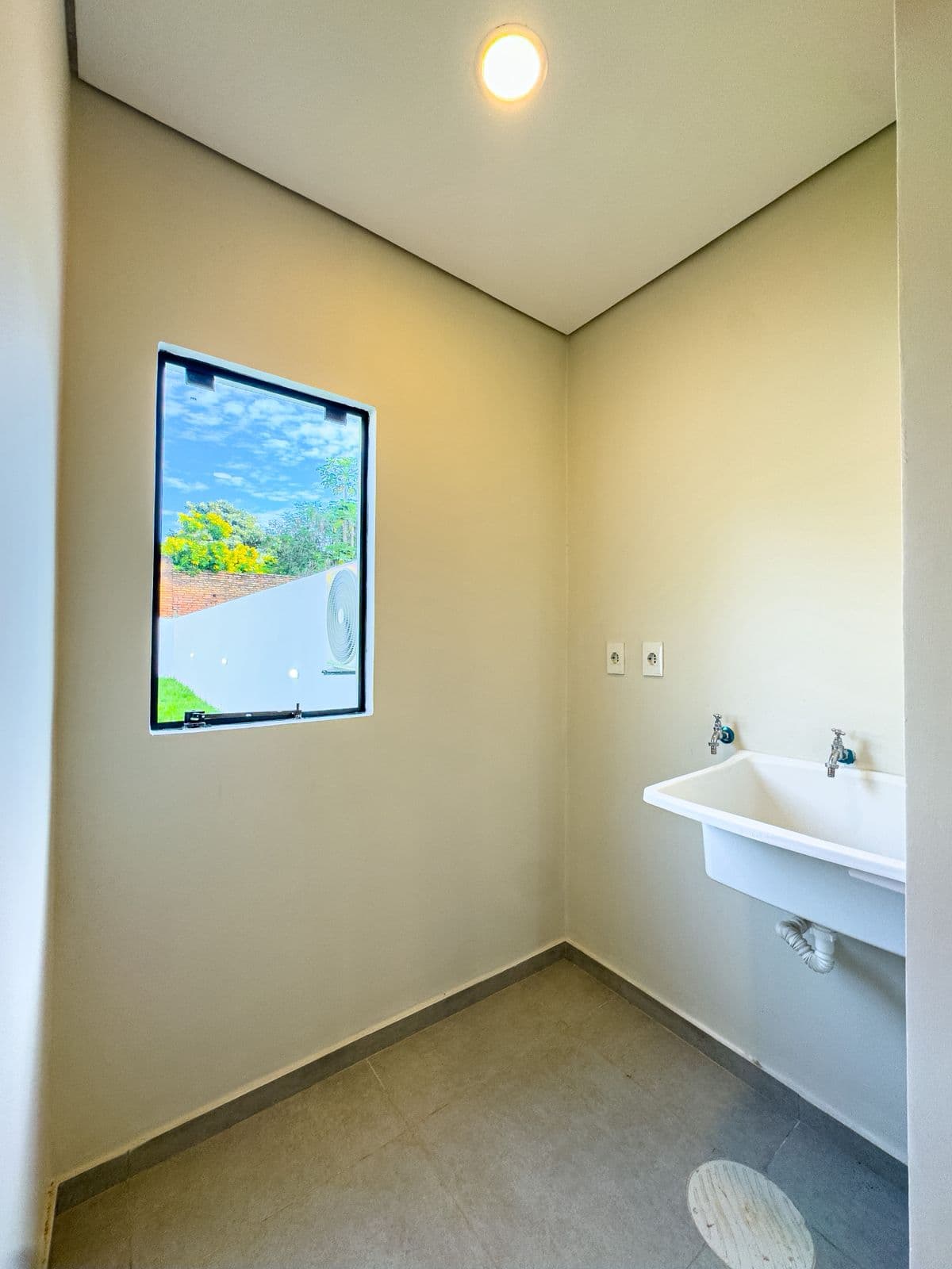 Duplex en la ciudad de Fernando de la Mora zona sur — foto 2