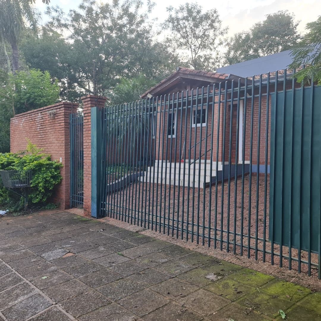 Casa en Venta sobre calle Ava Mbachi - Barrio Mbachio II Lambaré, foto 5