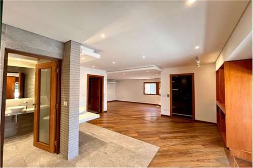 Residencia-Gumersindo Sosa c/ Tte Primero Salvador Oviedo, Ycuá Satí, foto 5