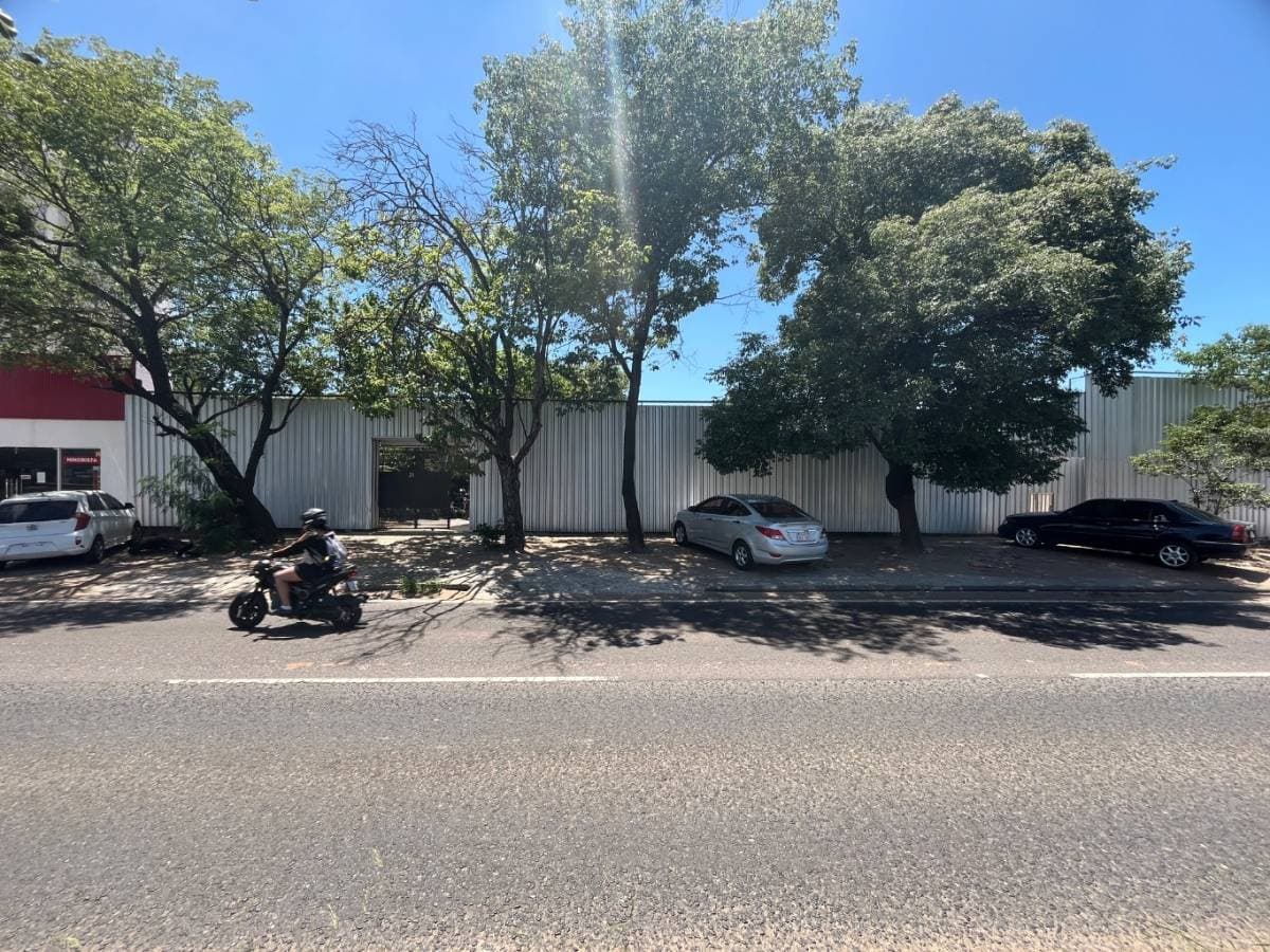 En venta propiedad comercial con salida a dos calles - id 30689, foto 2