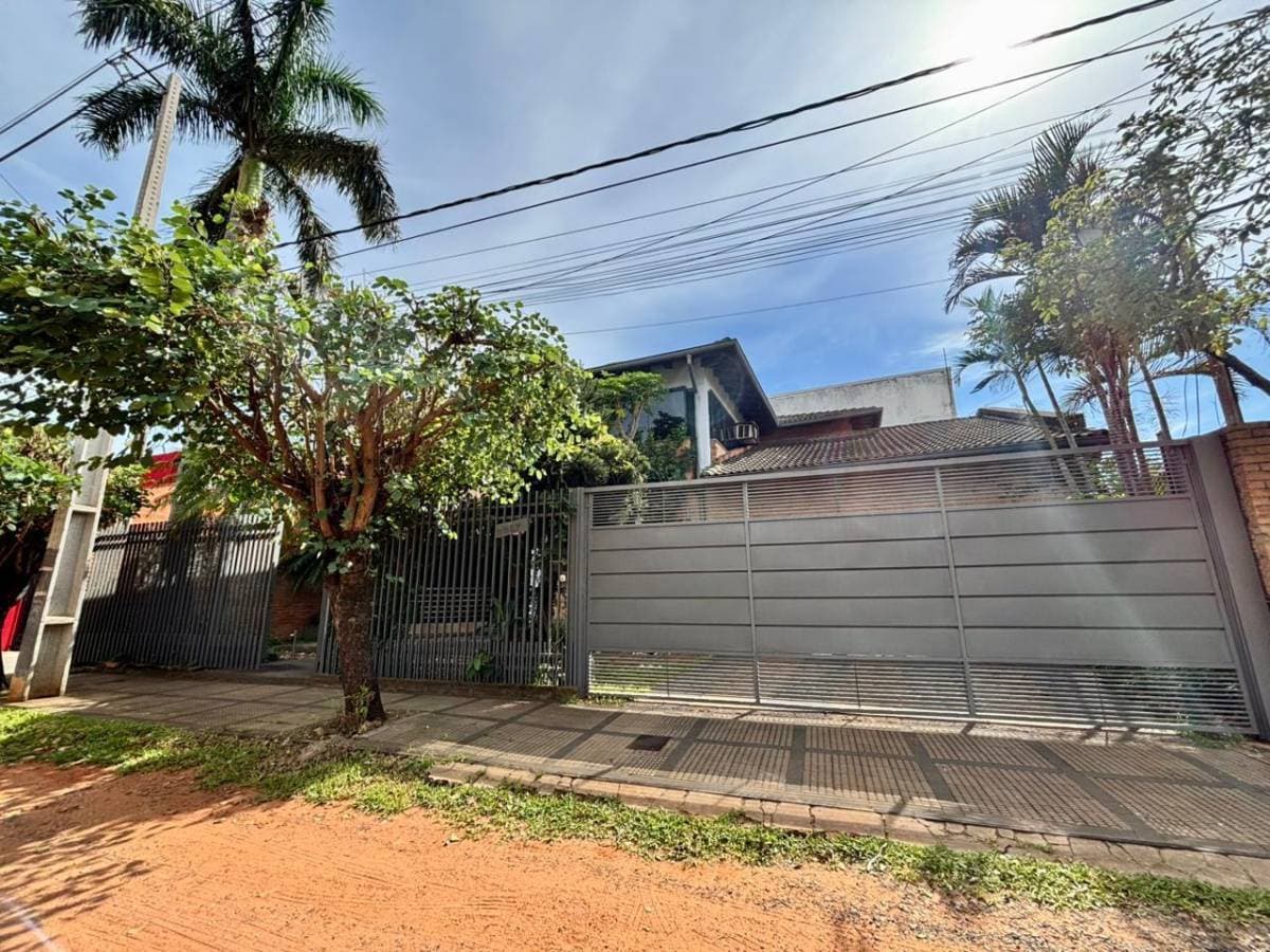Residencia en Fernando de la Mora zona norte, foto 2