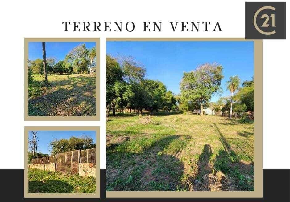 Vendo Amplio Terreno Sobre la avda. yacht