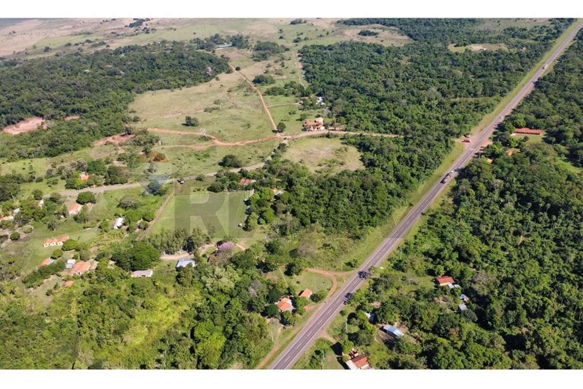 Terreno de 2,5 Hectáreas sobre Ruta Principal en Arroyos y Esteros