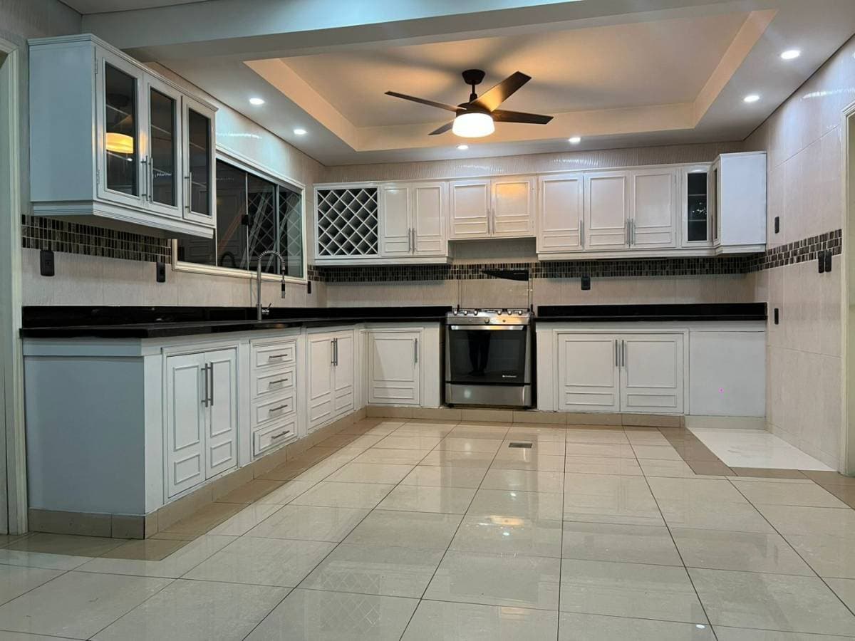 Casa en Fernando de la Mora zona norte, foto 5