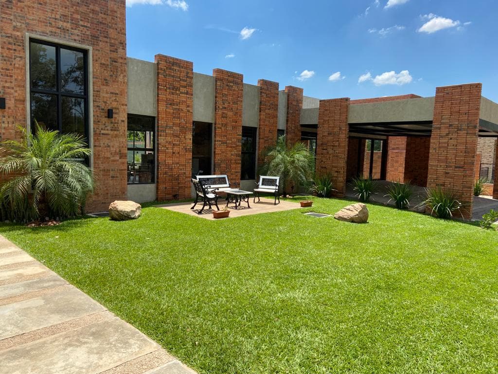 / vendo bellisima residencia en surubi’i con 1.600 m2 .premium, foto 1