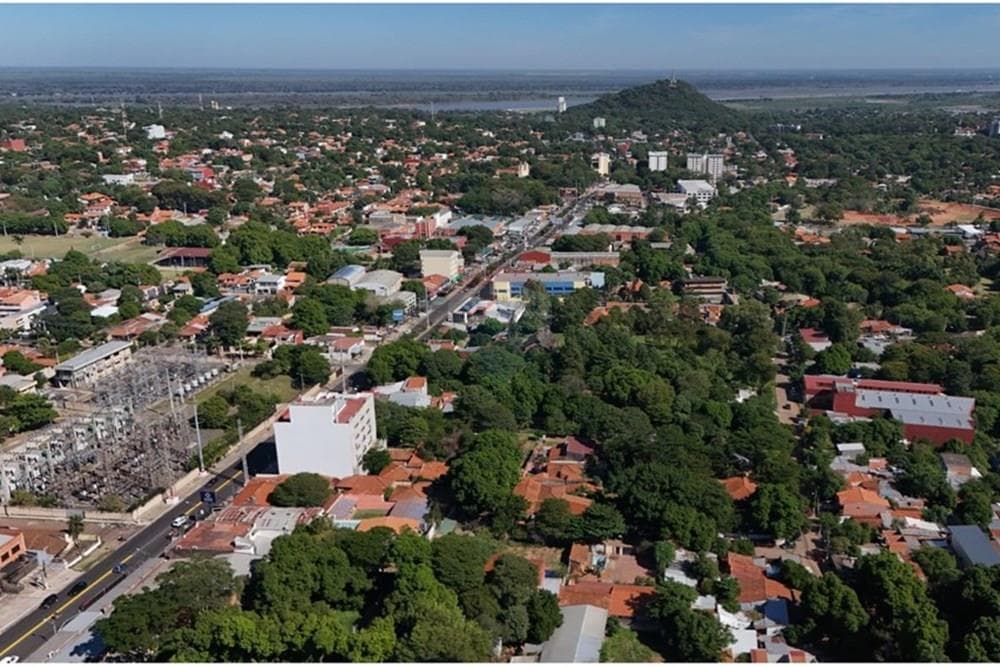 Av. Moisés Bertoni c/ General Bruguéz Zona Residencial Premium, foto 4