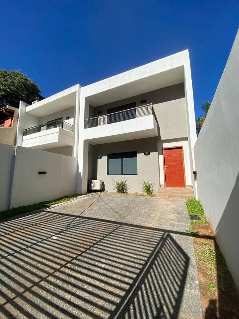 Alquilo Duplex en Lambaré
