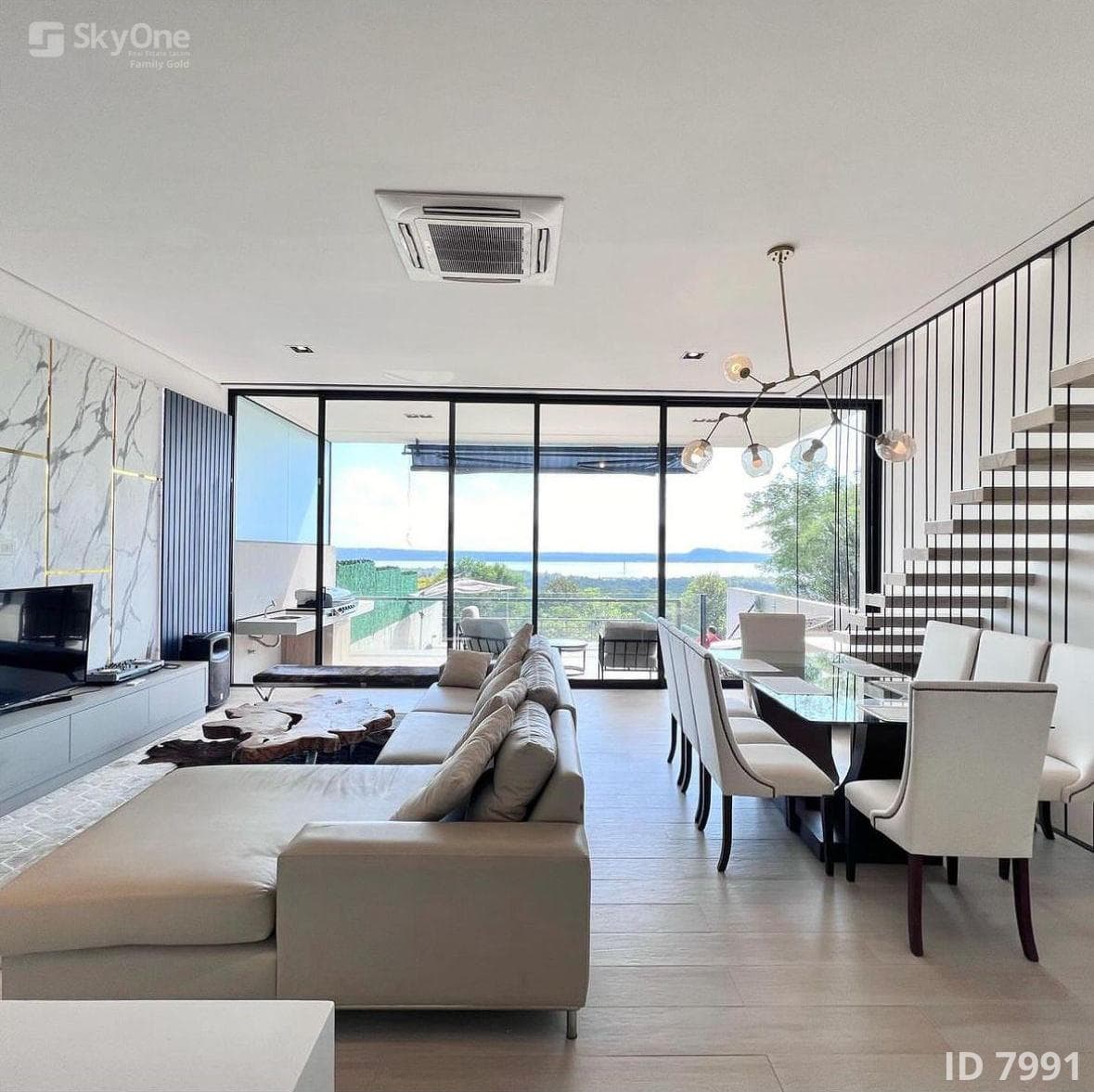 Vendo lujosa casa premium en San Bernardino con vista al lago