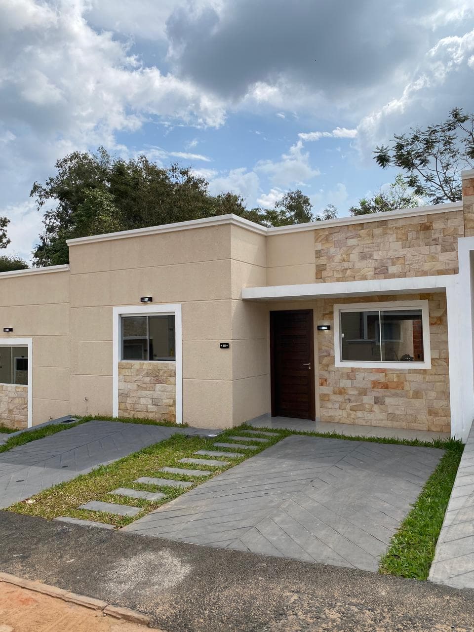 Alquilo Casa Amueblada En Barrio Cerrado En Luque