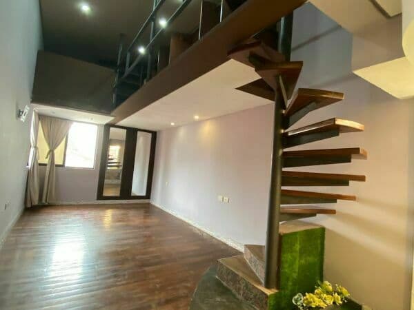 Amplia residencia en alquiler para empresas o vivienda — foto 4
