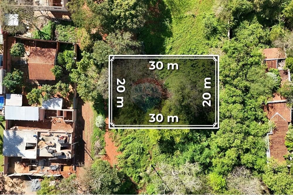 Terreno en Lambaré zona yacht