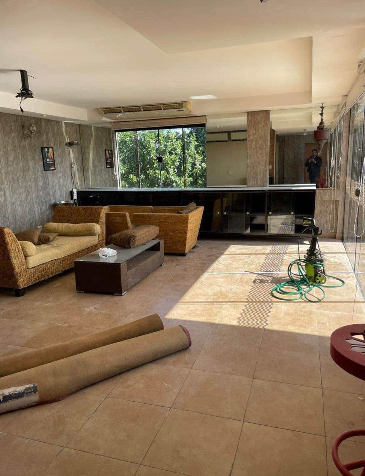 Amplio dpto tipo penthouse 240 m2 barrio Jara, foto 3