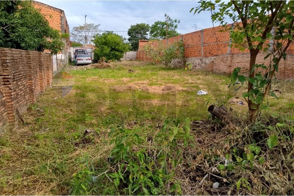 Vendo Terreno De 528 M2 En Fernando de la Mora, Límite Con Asunción