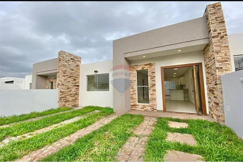 Vendo Chalet de Calidad Premiun en Villa Elisa